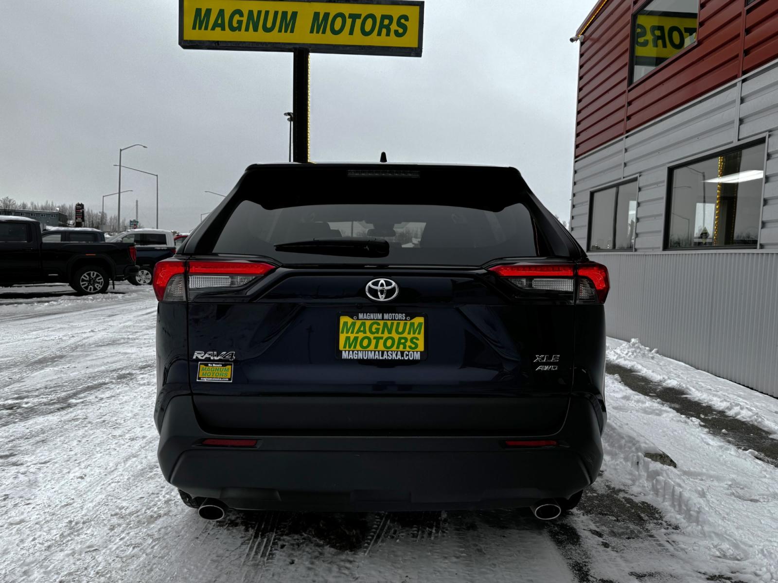 2021 Blue /BLACK Toyota RAV4 XLE Sport (2T3P1RFV4MW) with an 2.5L 4-Cylinder engine, 8A transmission, located at 1960 Industrial Drive, Wasilla, 99654, (907) 376-5555, 61.573475, -149.400146 - Photo #4